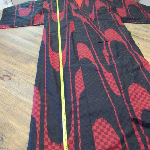 Authentic Japanese Kimono - Picture 9 of 12